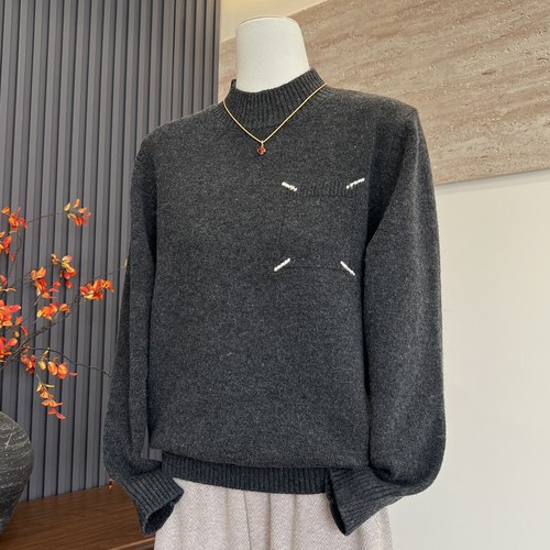 时尚新款妈妈秋冬季针织上衣加厚