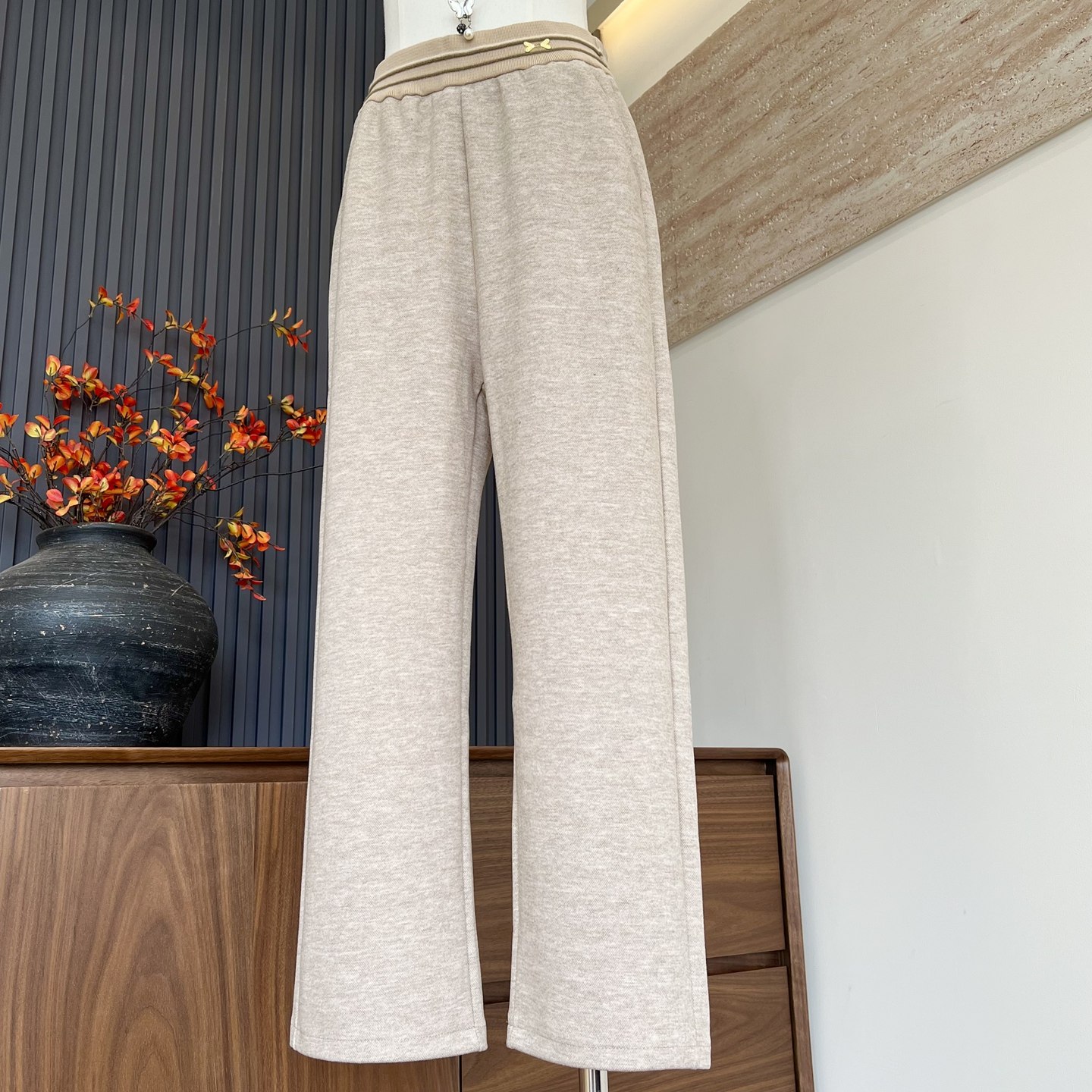 时尚气质新款妈妈装秋冬季直筒裤显瘦松紧腰遮肚中老年女士长裤子