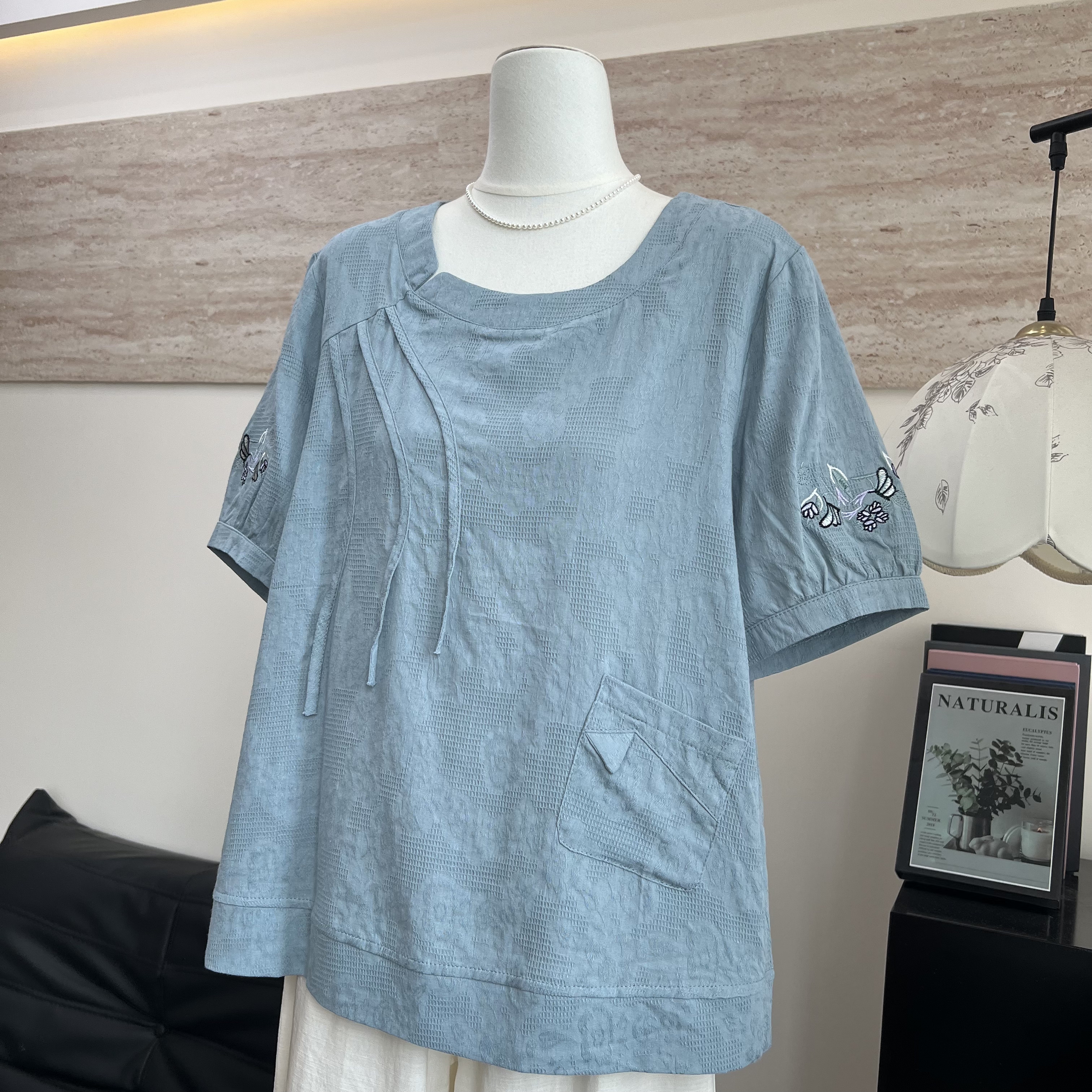 妈妈装夏季短袖刺绣圆领上衣小衫