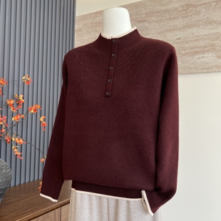 时尚洋气妈妈装秋冬季半高领加厚内搭保暖中老年女一体绒百搭毛衣