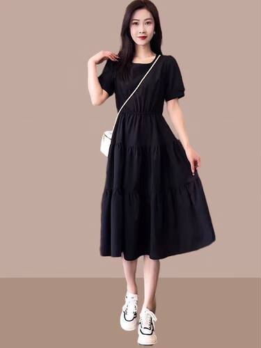 法式气质连衣裙女夏季休闲温柔风