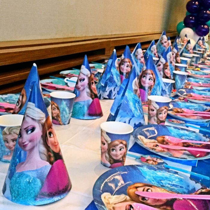 冰雪奇缘餐具盘子艾莎生日布置