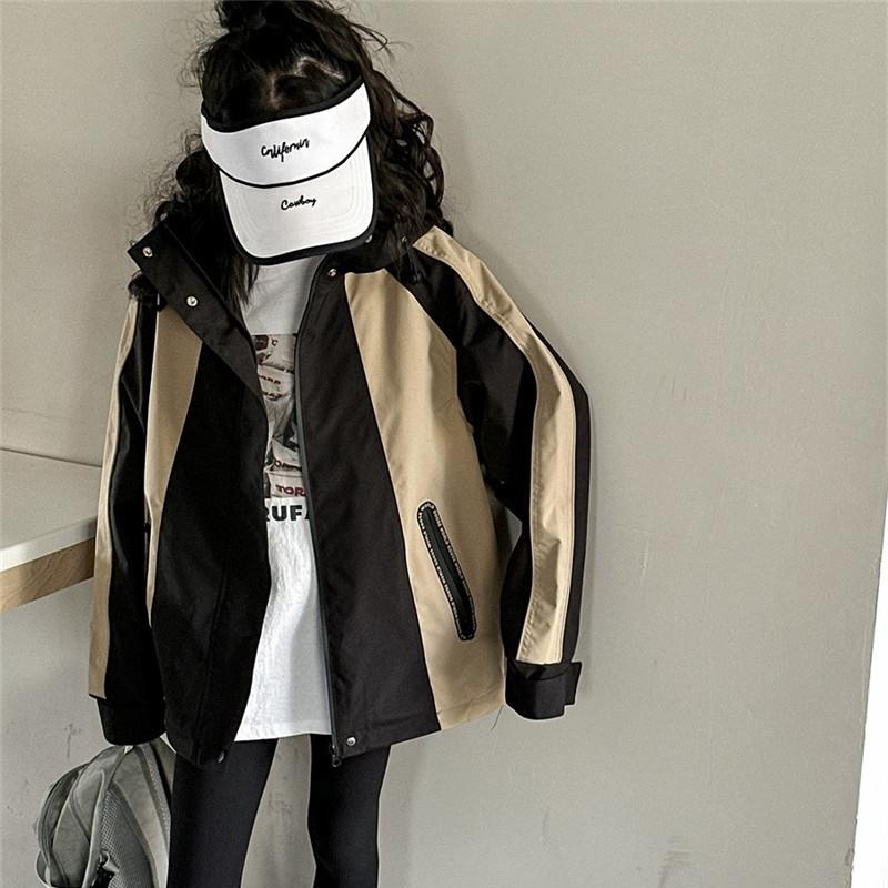 女童春装儿童冲锋衣2025秋新款户外防风拼色男童夹克连帽外套潮流