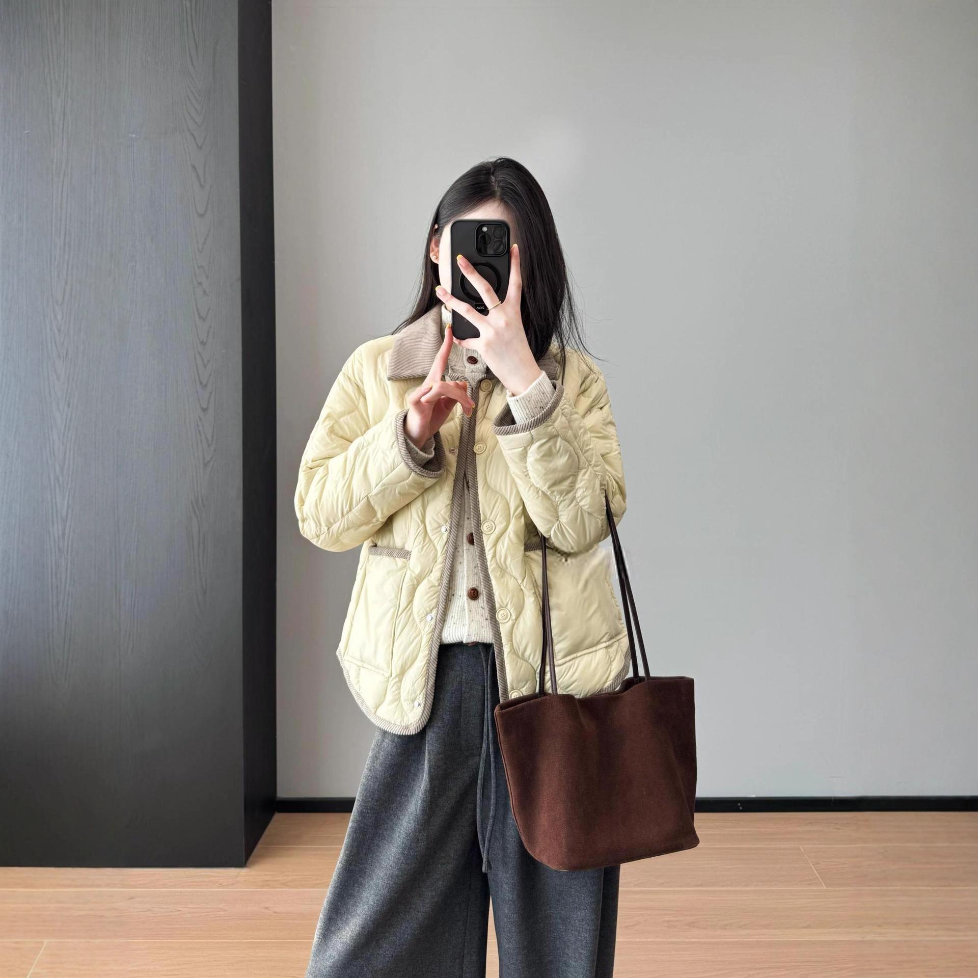 灯芯绒翻领~绗线设计短款轻薄款保暖90鸭绒羽绒服女25秋冬G110122