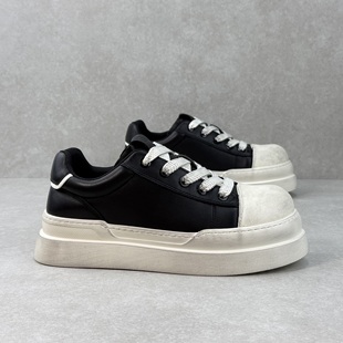 男鞋时尚松糕厚底面包鞋2026新款复古小众黑白擦色休闲鞋真皮板鞋