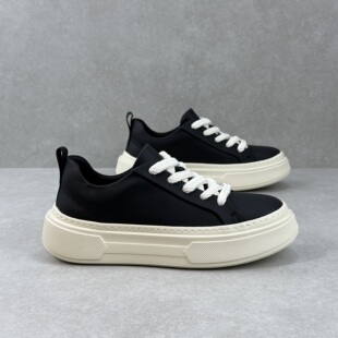 美式小众阔版真皮黑白板鞋日系复古圆头厚底小白鞋潮透气休闲男鞋