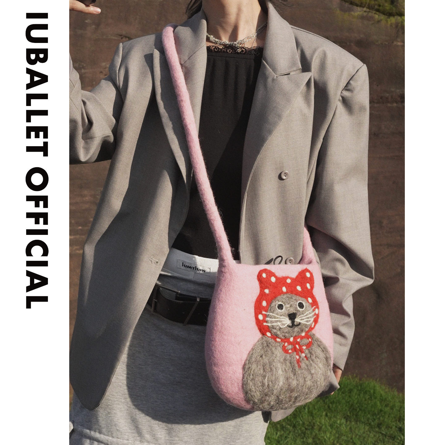 IUBALLET 2025冬新品稀奇古怪卡通猫咪毛毡斜挎包女可爱毛毡包包