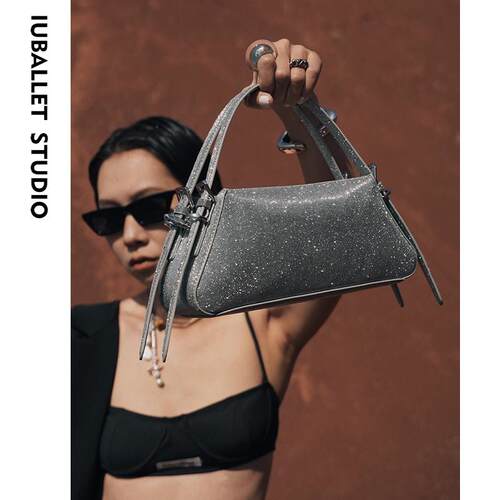 IUBALLET 二两 2025新品原创设计师款保龄球包手提包斜挎女包