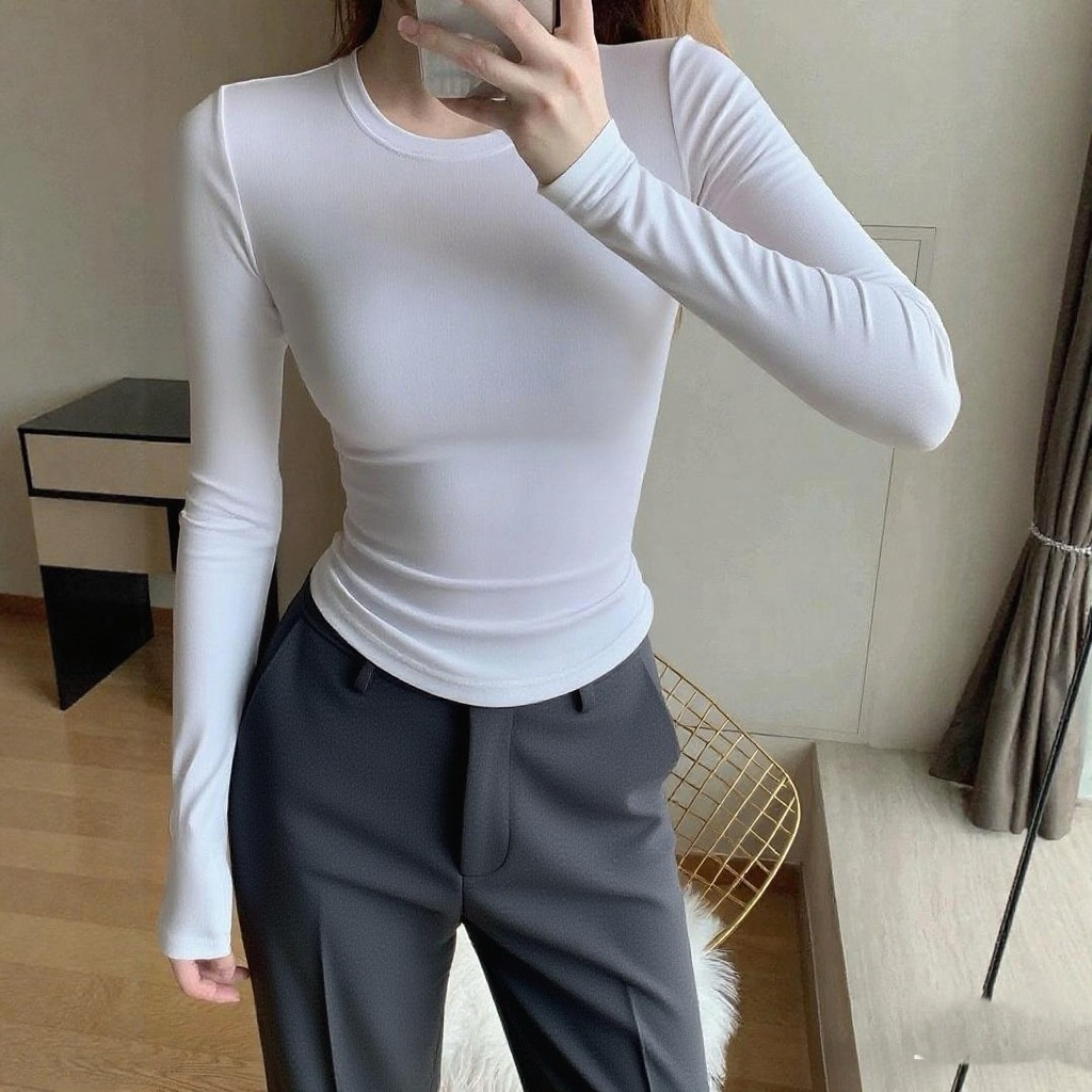 25年女初秋显胸白色紧身长袖圆领气质百搭简约打底衫 基础内搭