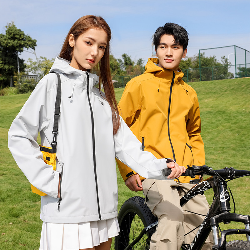 新款户外防风防泼水轻薄软壳连帽冲锋衣男女春秋运动休闲夹克外套