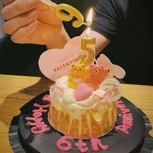 小红书黄油小熊蜡烛蛋糕装饰插件巴斯克纪念日格子丝带装扮配件