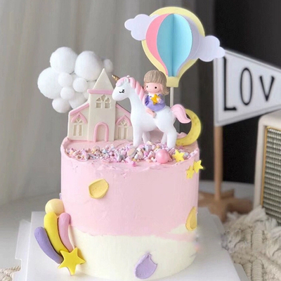 骑马女孩天使独角兽小仙女