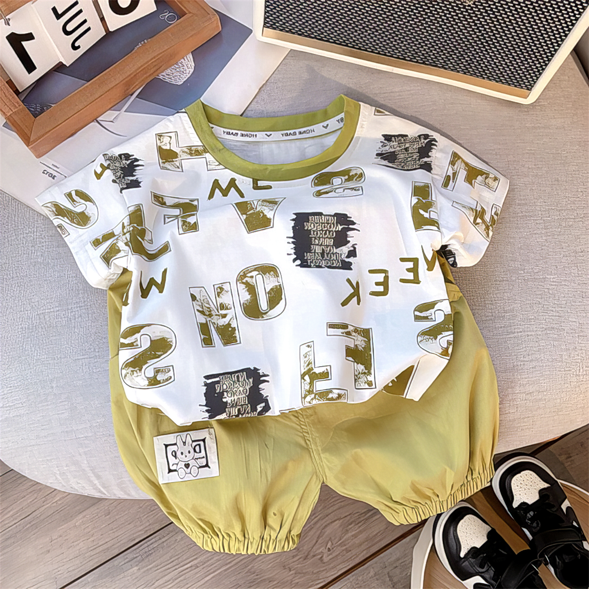 祺诗泊圆领夏季短袖休闲