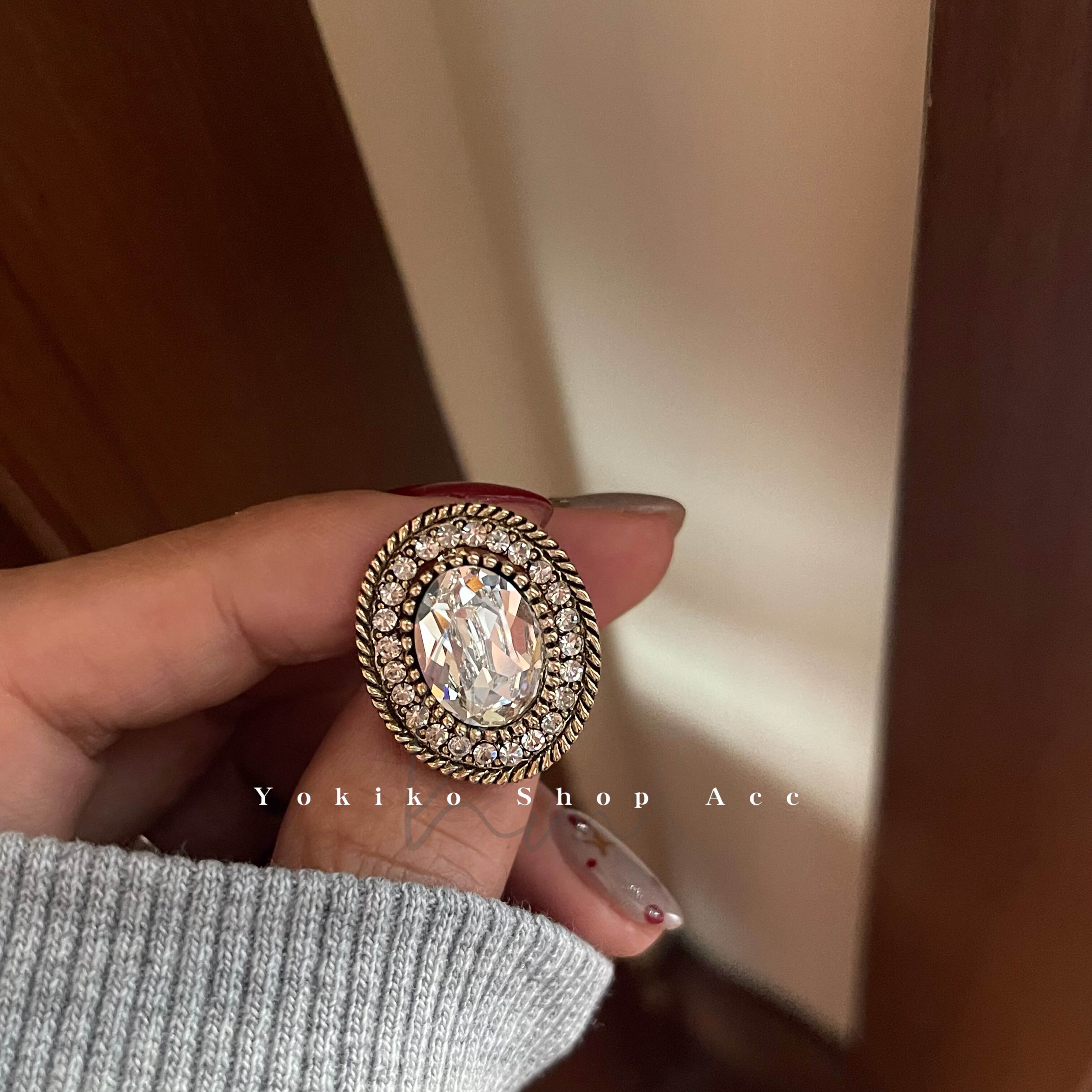 韩国东大门进口阿豆款奥地利水晶白色高档防走光小胸针叠带配饰