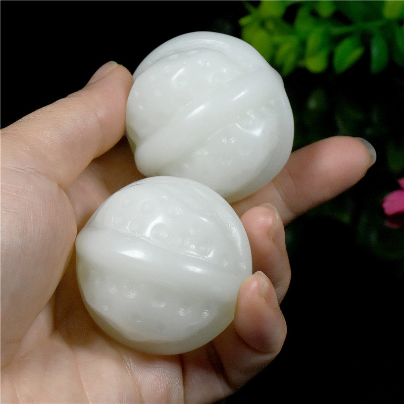 新疆和田玉核桃手把件羊脂白玉核桃把件白玉手溜球健身球手把玩件