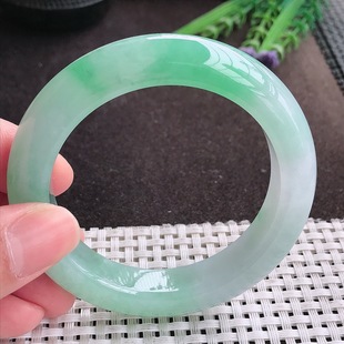 实拍A货翡翠55/12.8/10.2老坑冰胶水灵冰晴甜绿手镯厚装宽边玉镯