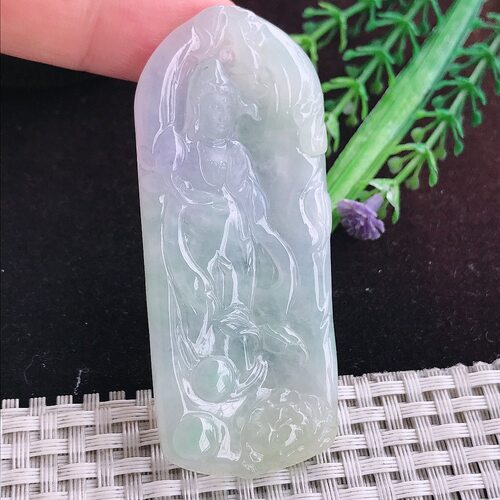 实拍A货翡翠70/29/5.3老坑冰润起胶带紫赐福观音吊坠翡翠玉观音