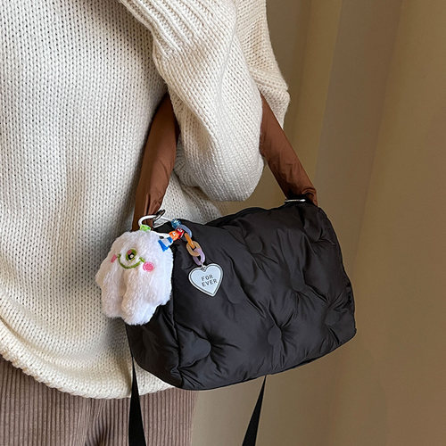 手拎包休闲百搭超火单肩斜挎包