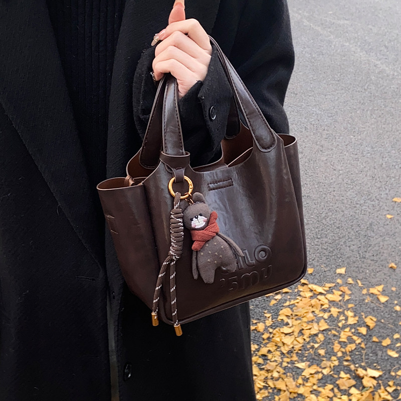 复古大容量托特包包女式2025年夏季流行休闲百搭单肩包手拎斜挎包,箱包皮具/热销女包/男包,通用款女包,淘宝优惠券,粉丝福利购,淘宝优惠卷