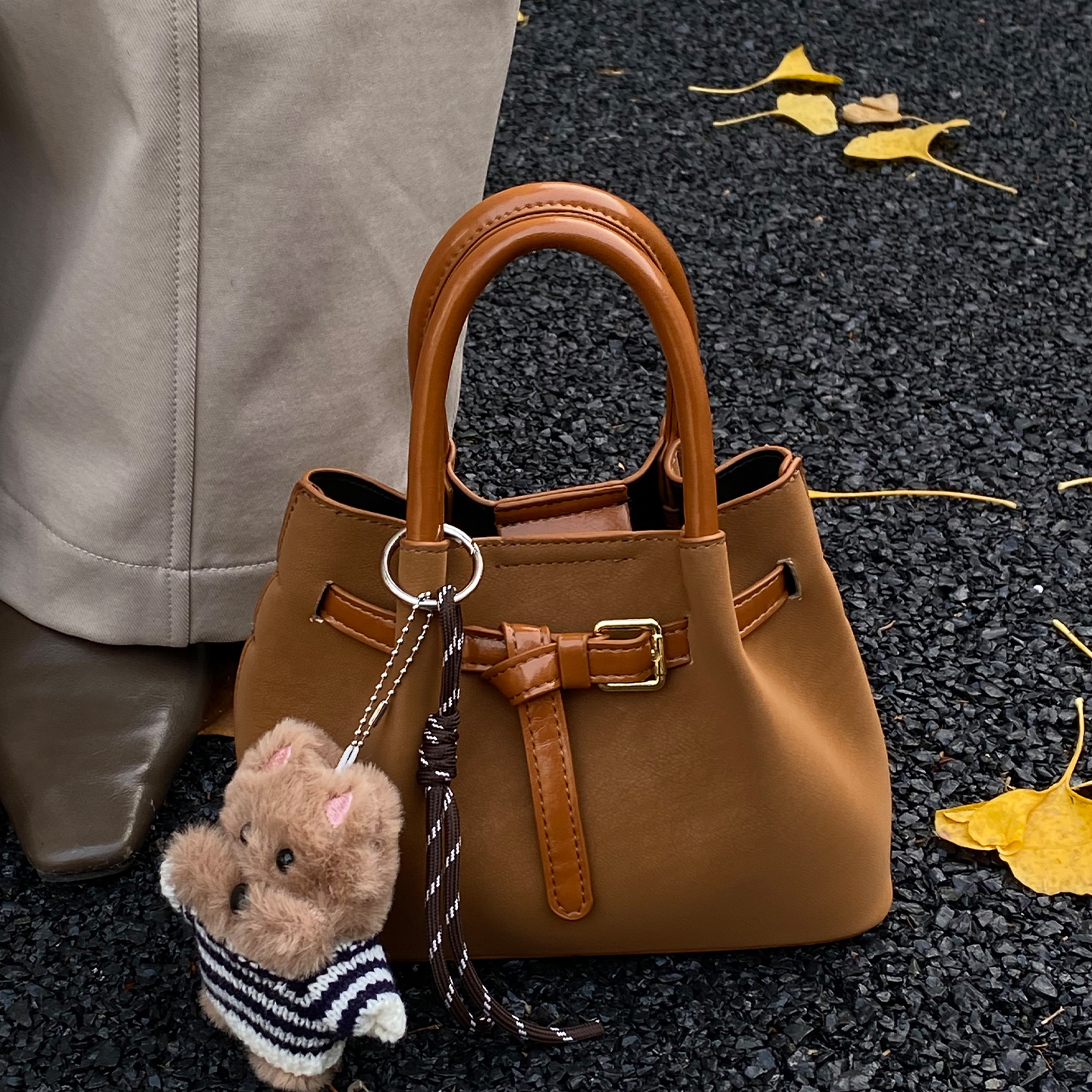 2025新款小众复古麂皮女式手提包