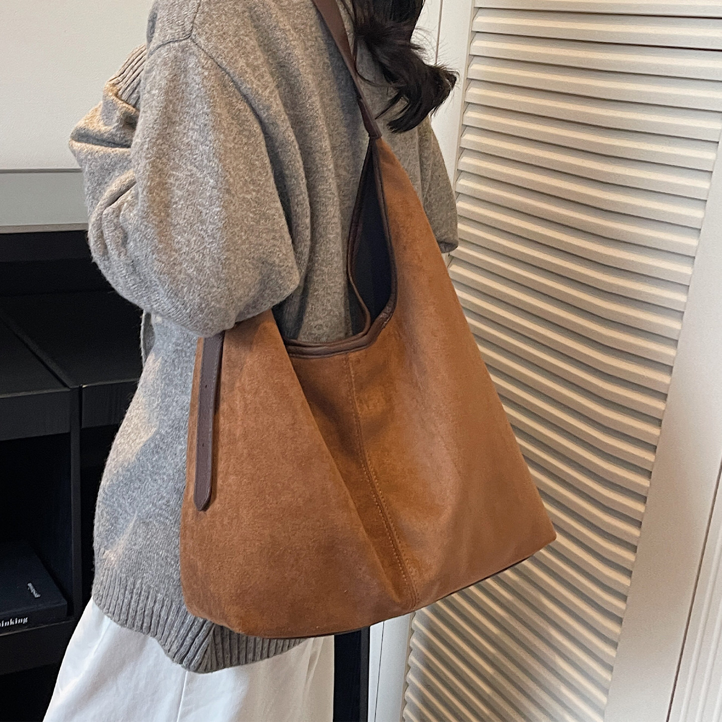 豹纹包包女式2025新款秋冬超火精致麂皮绒单肩包大容量通勤托特包