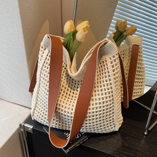 时尚 春季 托特包大容量单肩斜挎水桶包 2026新款 慵懒风针织包包女款