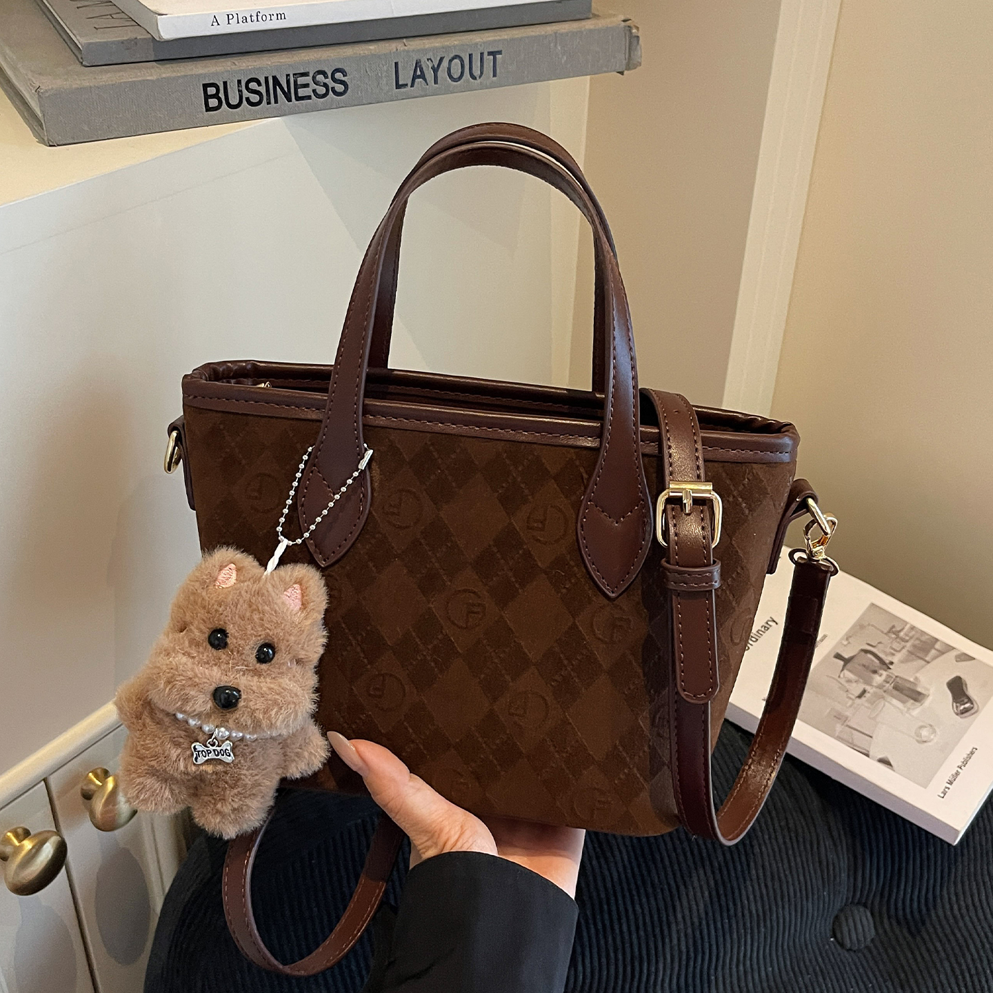 2025新款可爱卡通复古单肩包