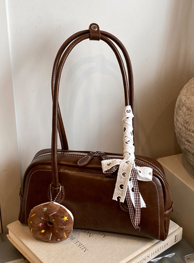 大容量包包女式2025新款高级感复古超火通勤女包秋冬单肩包枕头包