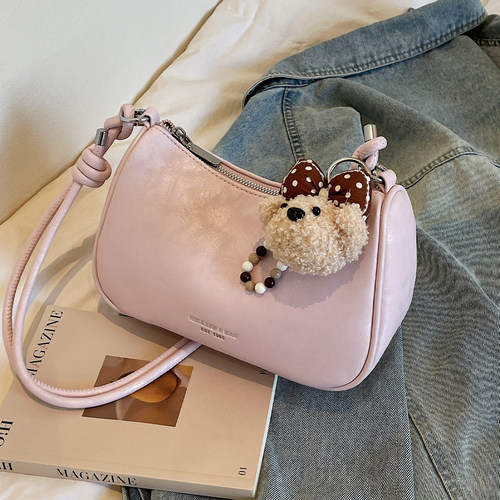 腋下包包女款2026新款潮春季时尚高级感小众超火单肩包通勤斜挎包