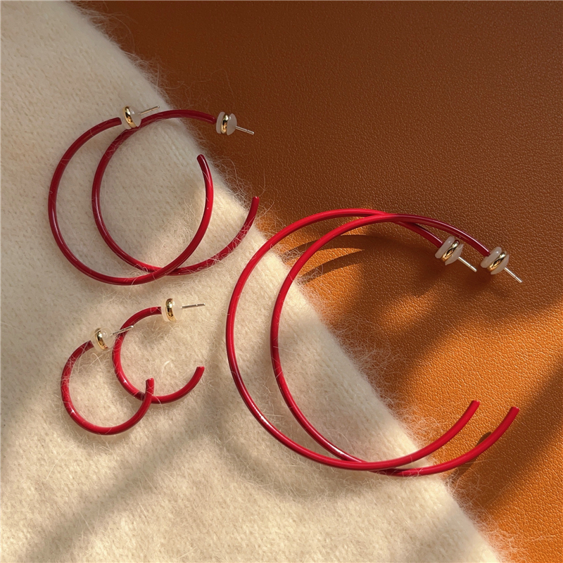 法式复古红色圈圈耳环女小众高级感时尚百搭通勤精致新年喜庆耳饰