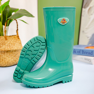 高筒雨鞋水鞋女士雨林徒步雨靴加绒成人外穿防水户外水靴防滑耐磨