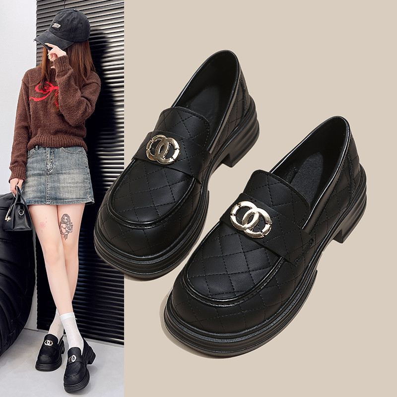 乐福鞋女黑色金属设计感英伦风复古百搭春季新款粗跟高跟jk小皮鞋,女鞋,深口单鞋,淘宝优惠券,粉丝福利购,淘宝优惠卷