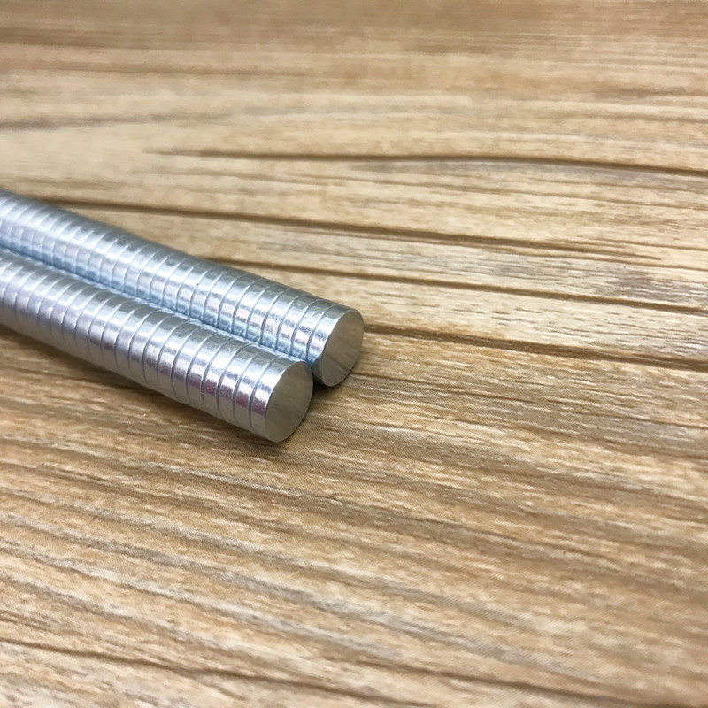 高性能N52材料圆形8*2毫米磁 圆形磁铁钕铁硼耳钉配件用强力磁铁
