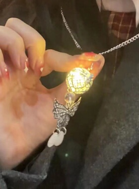会发光项链蝴蝶项古风