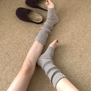 妈耶！这个袜套的质感我真的吹爆！秋冬就是针织袜套的主场！超美