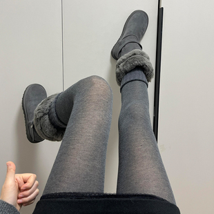 问爆了！走秀款Miu系灰色打底袜超显瘦！搭配小裙子毛呢大衣绝了~