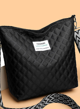 韩系户外时尚夹棉单肩斜挎包菱形格字母外贸小香风大容量小方包女