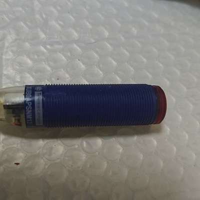 适用光电传感器XUB0APSNM12，无螺母。9成新。议价