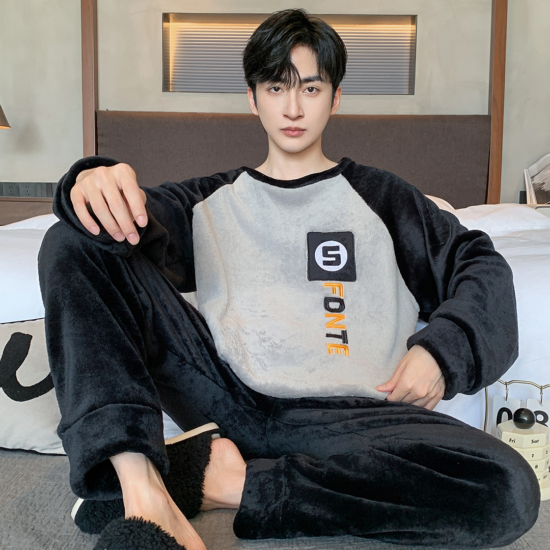 法兰绒男士睡衣秋冬季加绒圆领