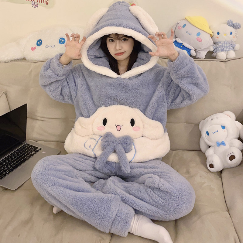 冬季连帽法兰绒睡衣女款软萌可爱