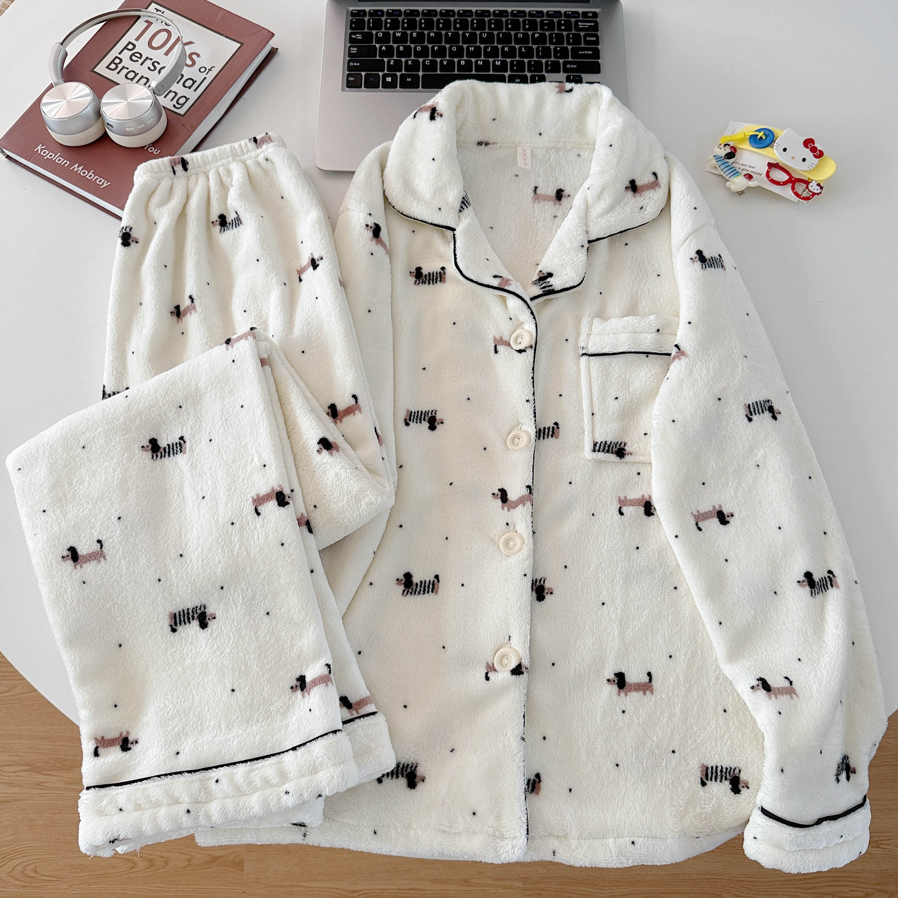 日系ins风卡通可爱珊瑚绒睡衣女