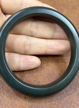 新疆和田黑碧玉籽料手镯 无事牌挂件原石 玉石雕刻培训学校