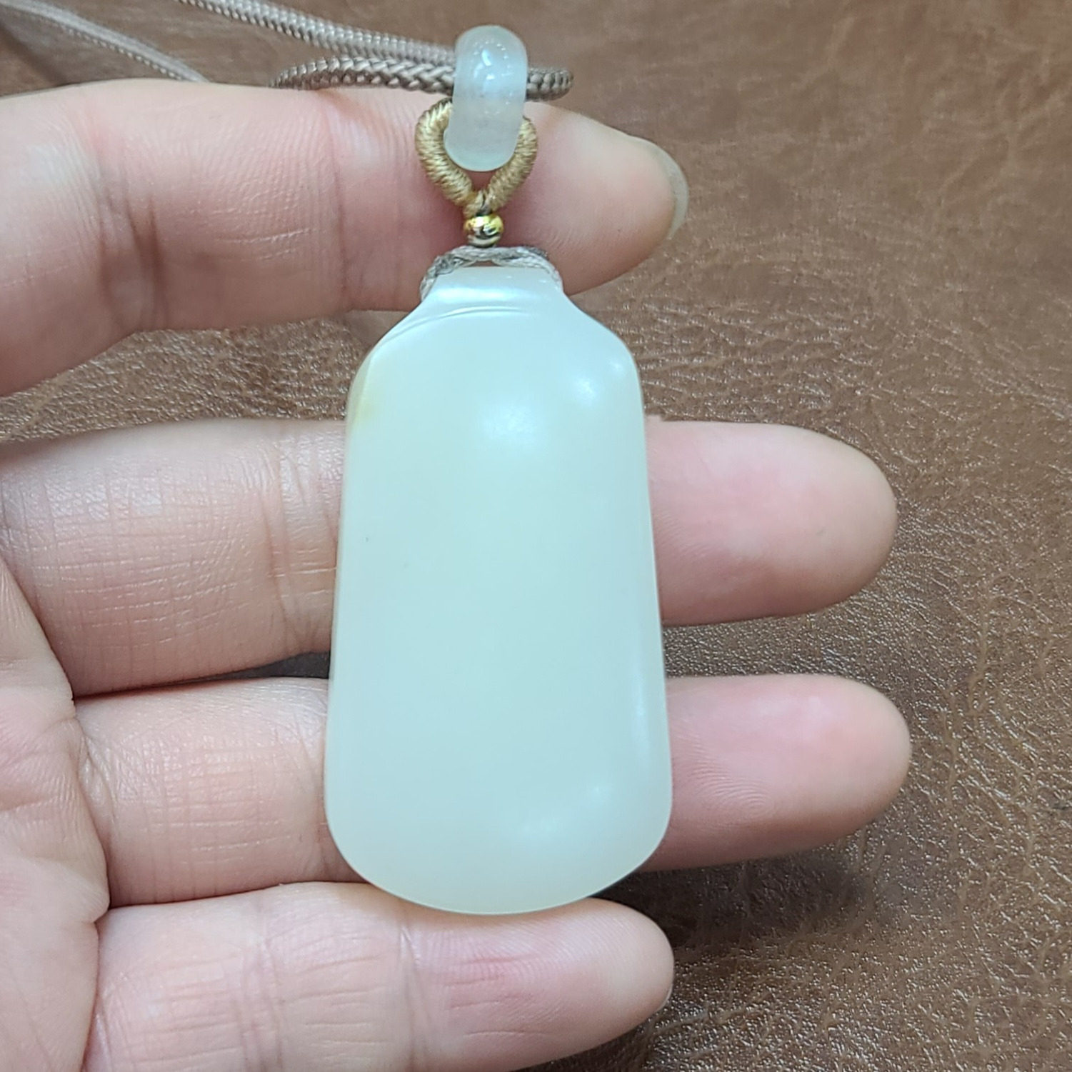 新疆和田白玉籽料平安无事牌挂件 戒指戒面 玉石雕刻培训学校