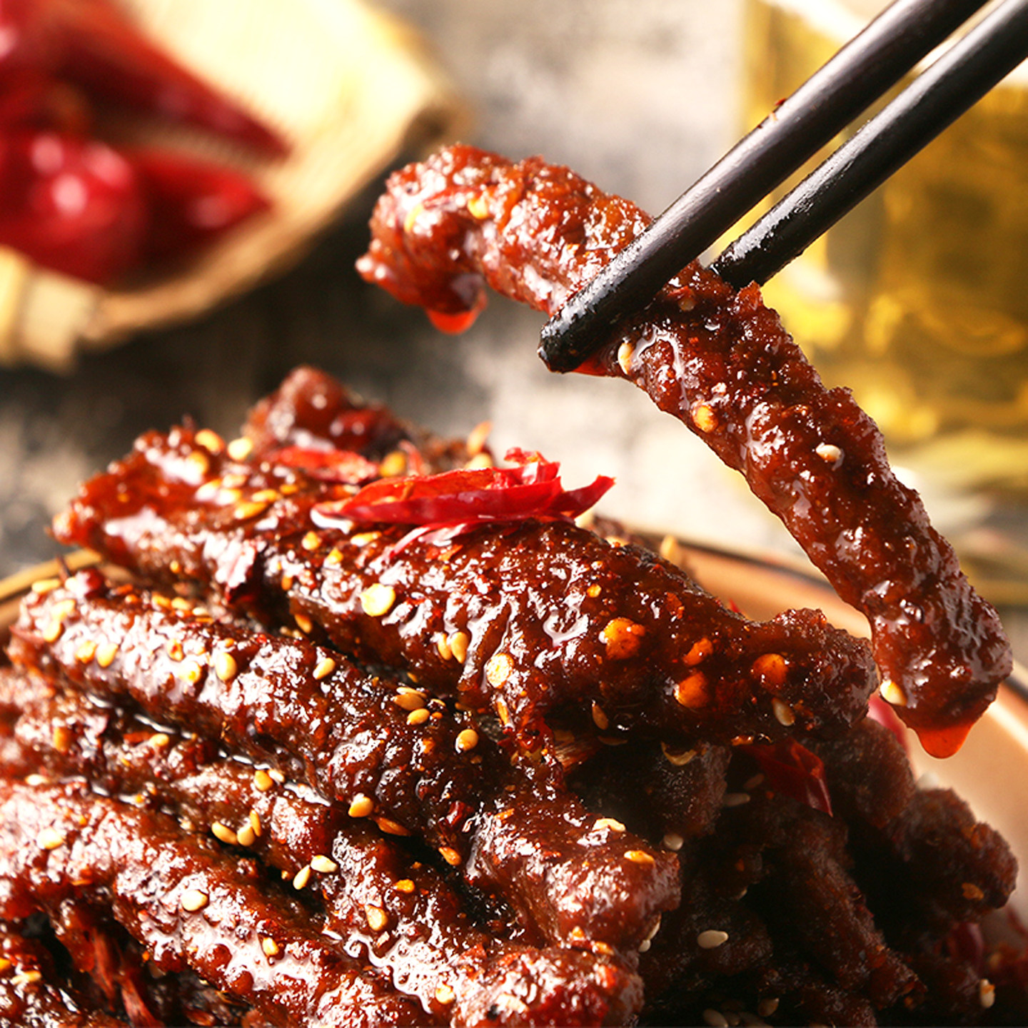 罗诚麻辣牛肉干四川特产麻辣牛肉片筋头巴脑即食零食乐山休闲小吃