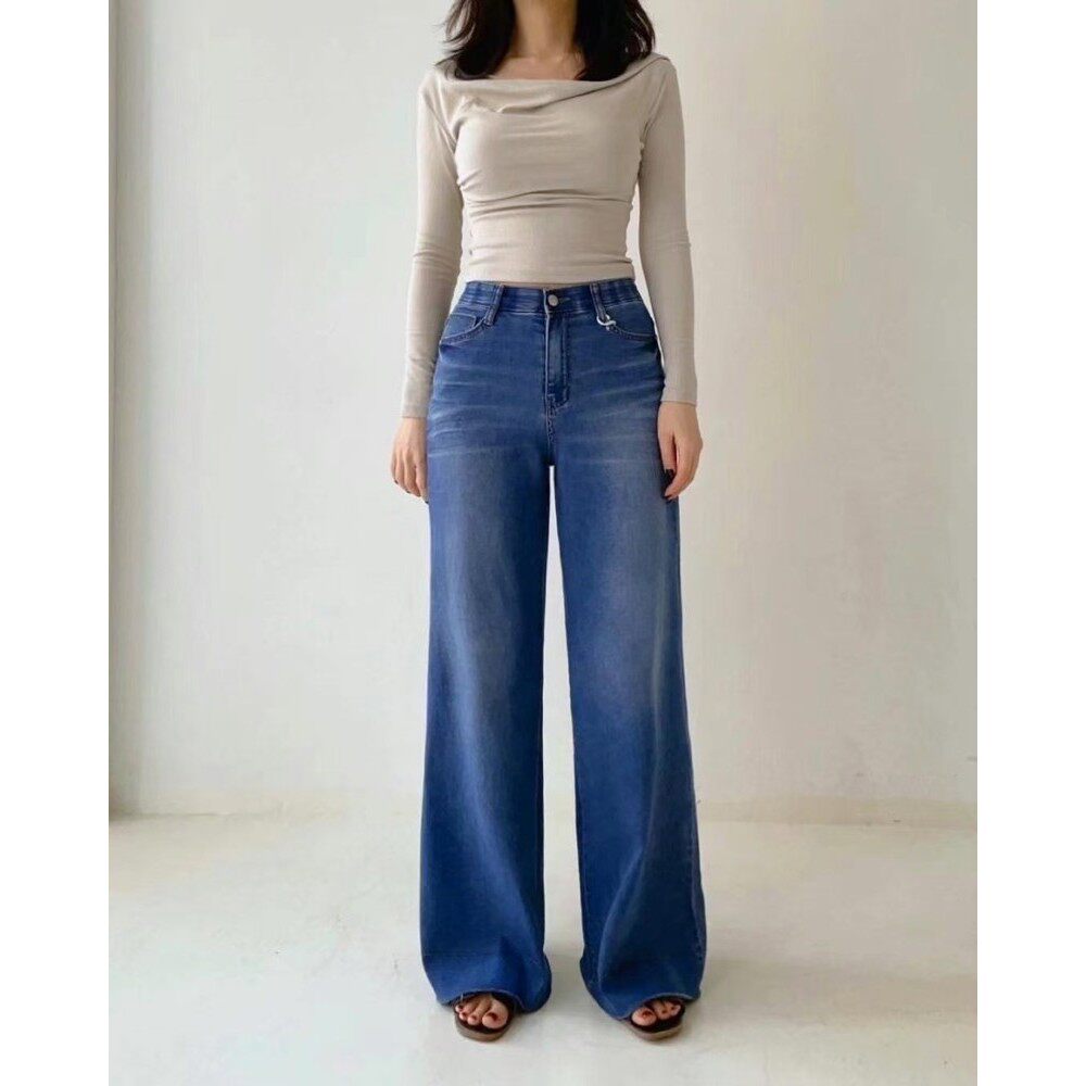 九0704韩国东大门运动牛仔裤区HowLuk-8577014韩版简约可爱修身