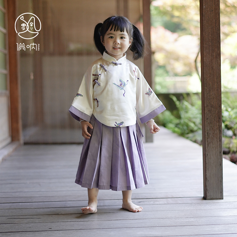 满呐民国倒大袖刺绣蝴蝶