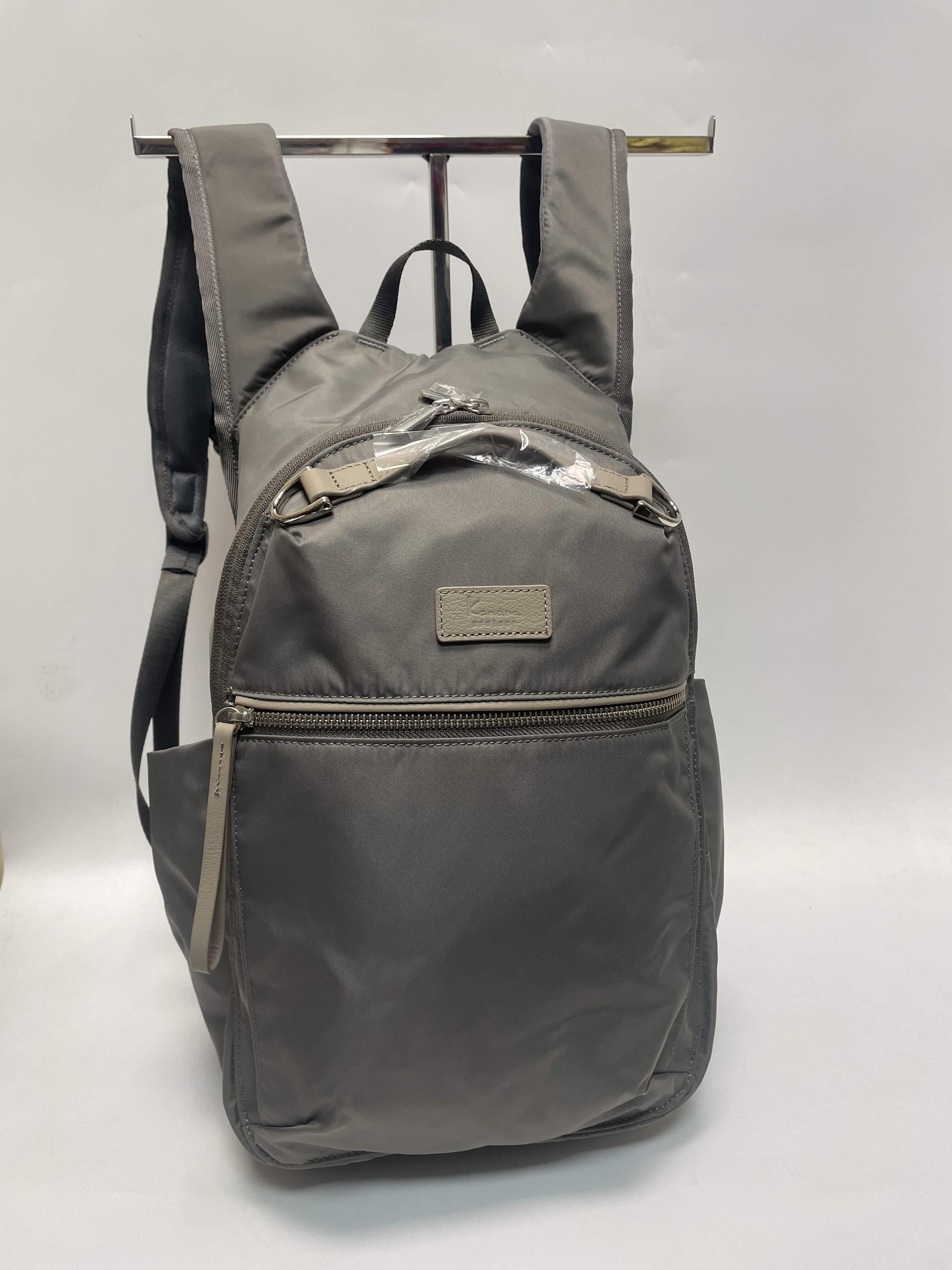 出口日本时尚潮流新款男女双肩背包休闲包轻便防水尼龙布外贸原单