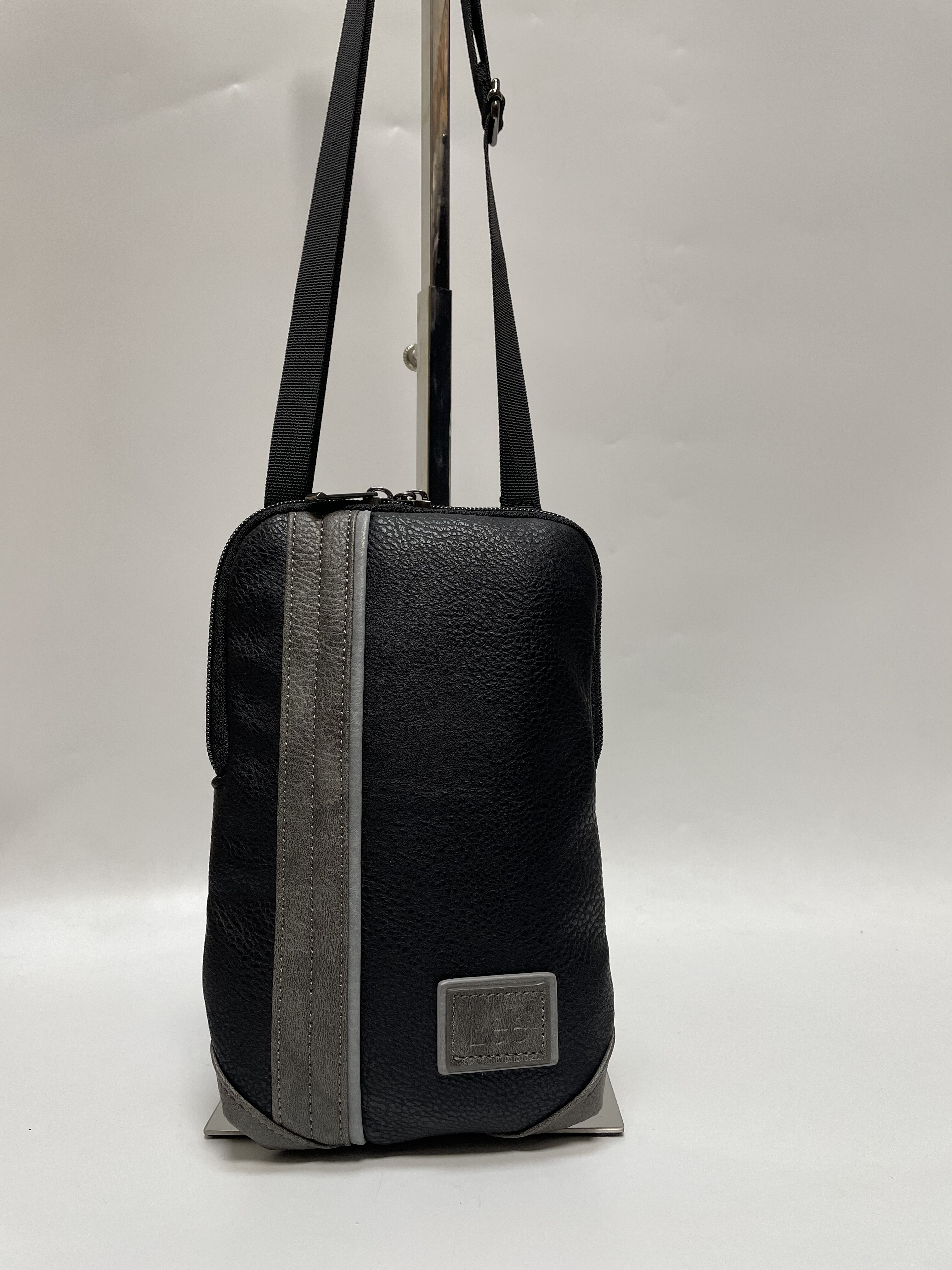 出口日本时尚潮流新款男女单肩斜挎包休闲pu撞色风格外贸原日单