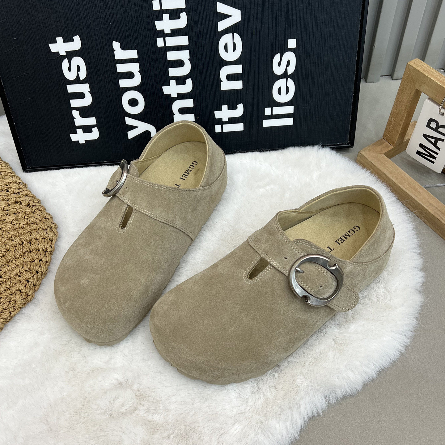 反绒皮勃肯鞋女圆头搭扣单鞋平底百搭休闲鞋2026新款巨好看懒人鞋,女鞋,勃肯鞋/软木鞋,淘宝优惠券,粉丝福利购,淘宝优惠卷