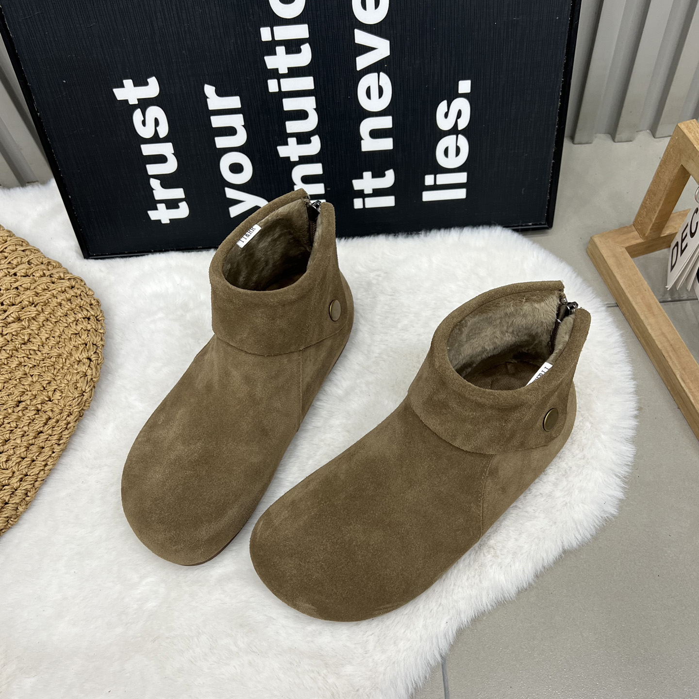 磨砂皮小短靴女后拉链复古勃肯靴